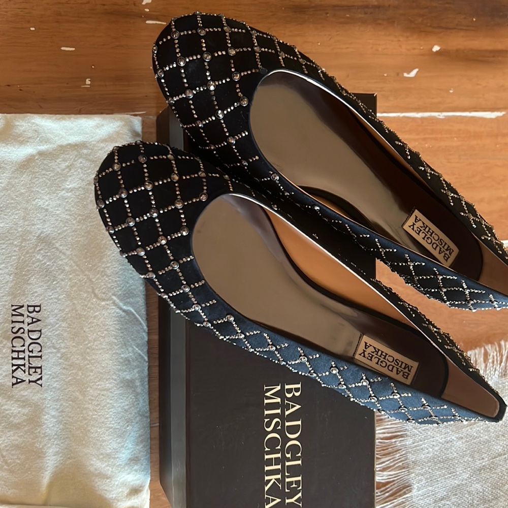 NIB Badgley Mischka flats